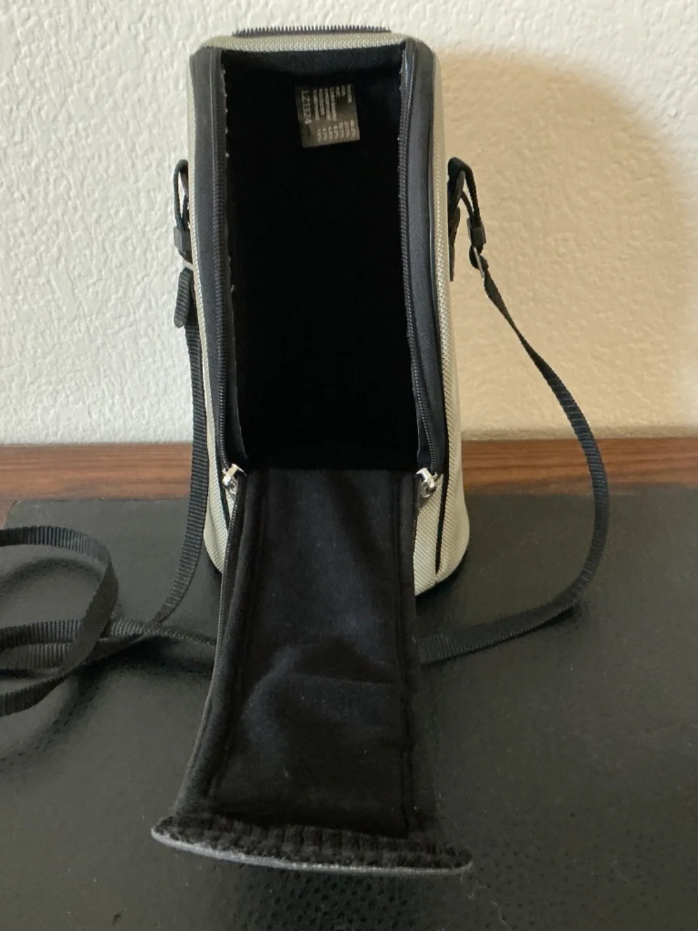 Canon LZ1324 Lens Case Strap Zipper